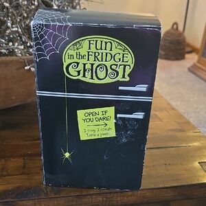 Vintage Hallmark / Ghost In The Fridge